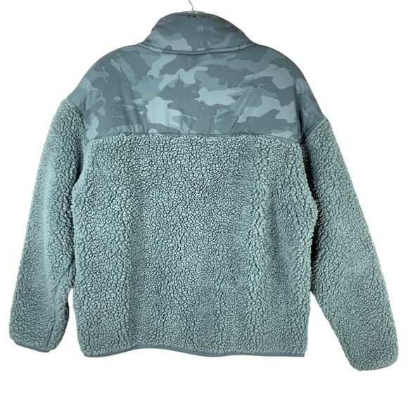 Reebok Womens Large Super Soft Gravity Medium Weight Camo Sherpa Jacket Grey - Picture 2 of 8